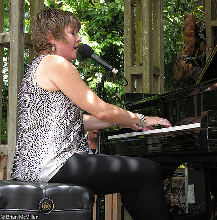 Karrin Allyson