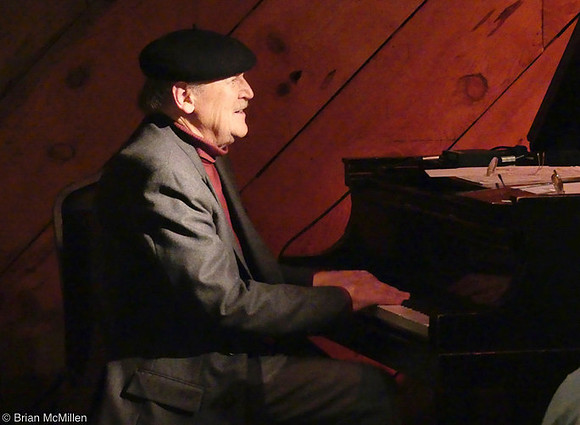 Larry Vuckovich